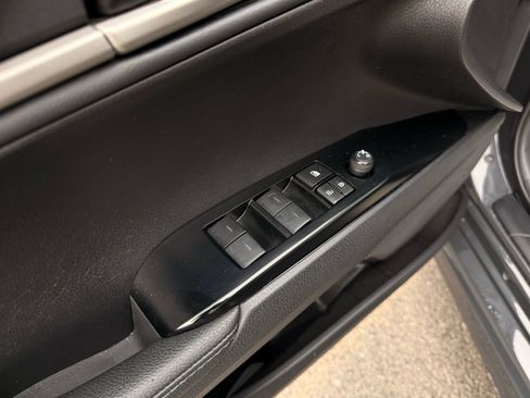 Used 2025 Toyota Camry XSE image 40