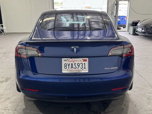 Used 2021 Tesla Model 3 Performance image 3