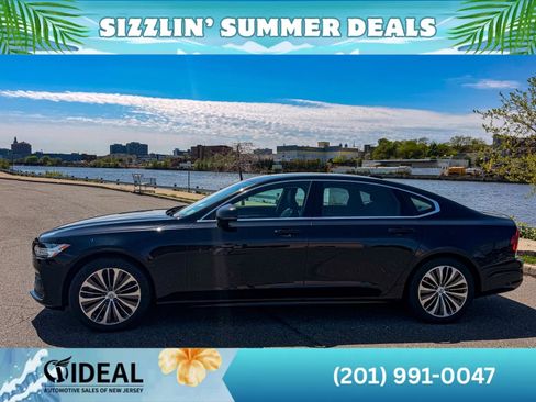 Used 2022 Volvo S90 B6 Momentum AWD/4WD image 5