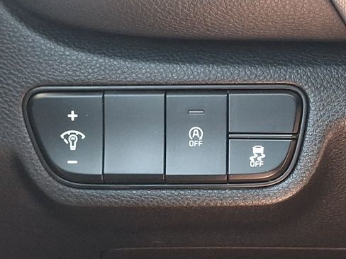 Used 2024 Kia Seltos LX AWD/4WD image 24