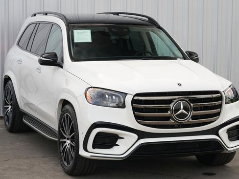 Used 2024 Mercedes-Benz GLS 580 4MATIC image 62