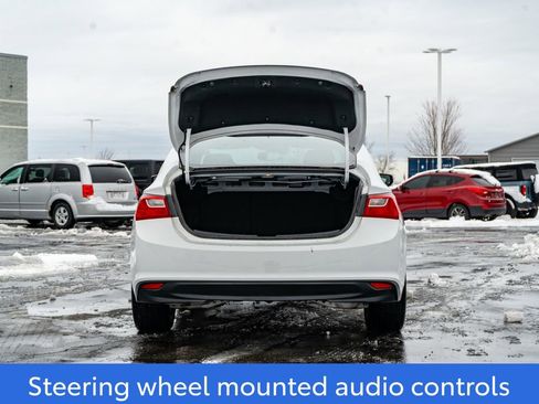 Used 2023 Chevrolet Malibu LT image 10