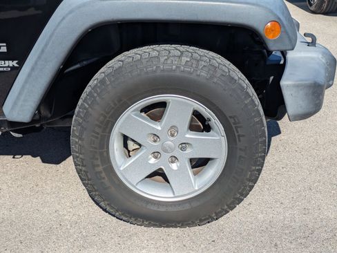 Used 2018 Jeep Wrangler Unlimited Sport S image 28