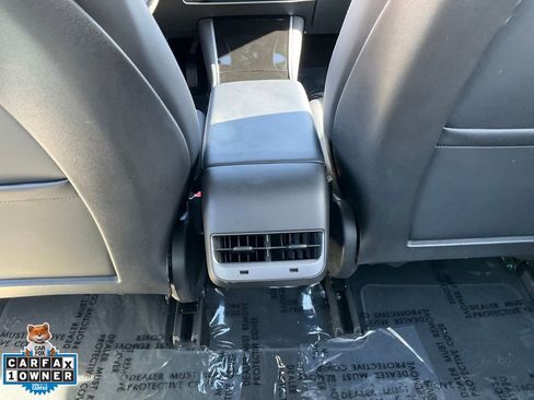 Used 2018 Tesla Model 3 Long Range RWD image 34