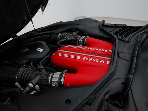 Used 2025 Ferrari 12Cilindri RWD image 47