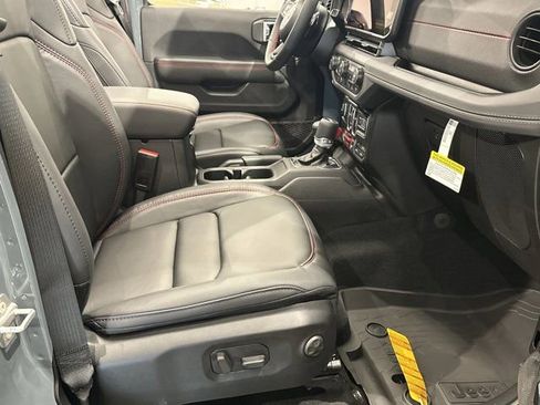 New 2026 Jeep Wrangler Unlimited Rubicon 392 image 14