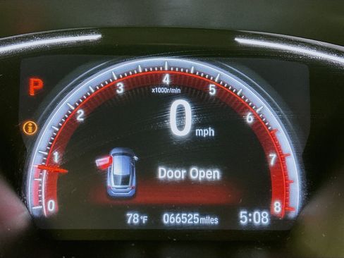 Used 2019 Honda Civic Sport image 17