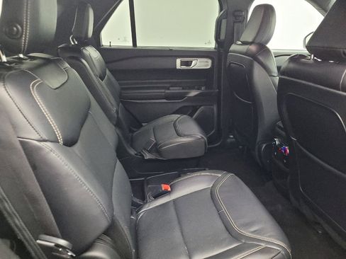 Used 2020 Ford Explorer ST w/ Premium Technology Package image 19