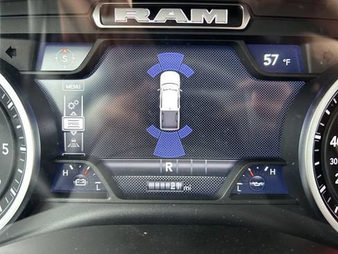 New 2026 RAM 1500 Express AWD/4WD image 3