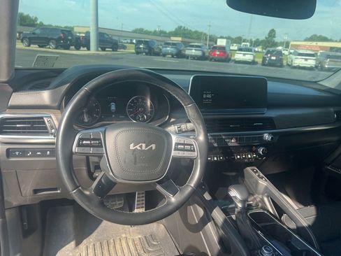 Used 2022 Kia Telluride SX w/ SX Prestige Package AWD/4WD image 12