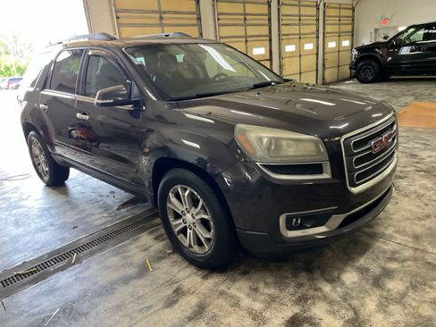 Used 2015 GMC Acadia SLT FWD image 18