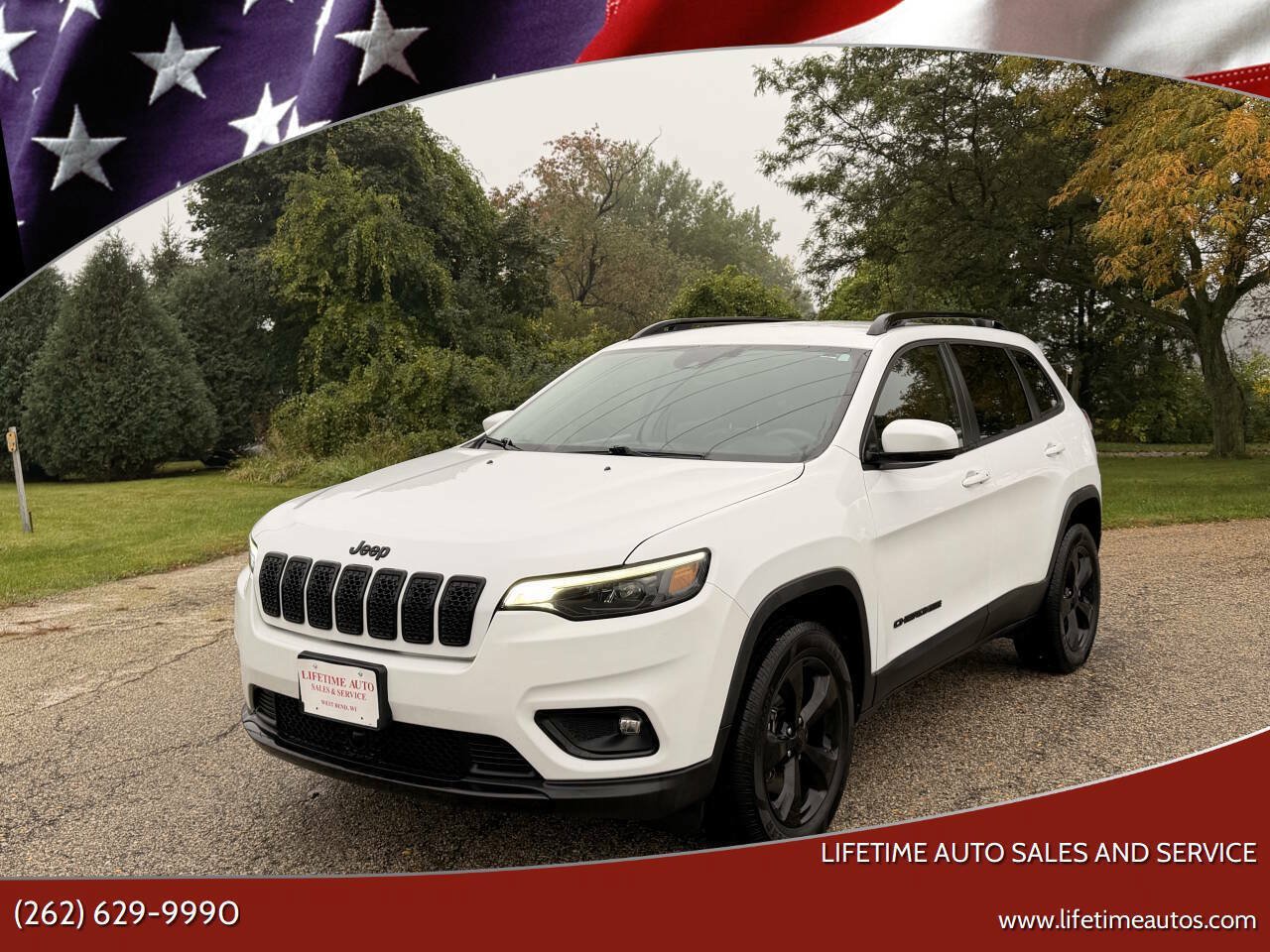 Used 2021 Jeep Cherokee Latitude Plus AWD/4WD image 1