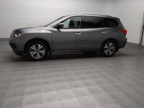 Used 2020 Nissan Pathfinder SV FWD image 2
