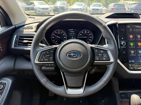 Used 2025 Subaru Ascent Touring AWD/4WD image 19