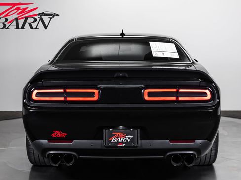 Used 2021 Dodge Challenger R/T Scat Pack RWD image 4