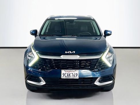 Used 2023 Kia Sportage EX image 2