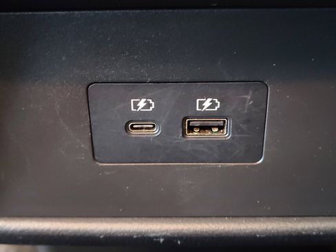 Certified 2023 Nissan Rogue SV image 31