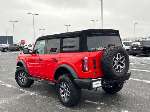 Used 2022 Ford Bronco Badlands image 5