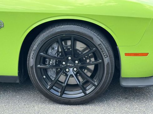 Used 2023 Dodge Challenger SRT Hellcat w/ Driver Convenience Group RWD image 6