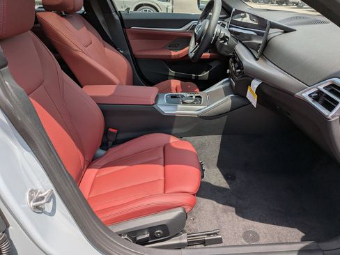 New 2026 BMW 430i xDrive w/ M Sport Package AWD/4WD image 38