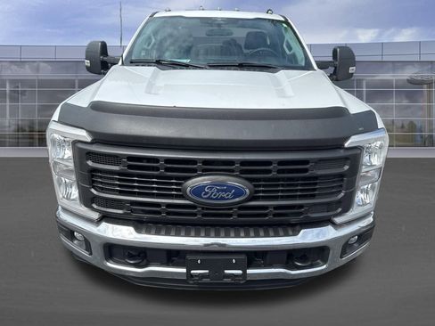 Used 2023 Ford F250 XL w/ XL Driver Assist Package RWD image 4