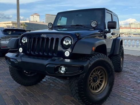 Used 2013 Jeep Wrangler Sport AWD/4WD image 2