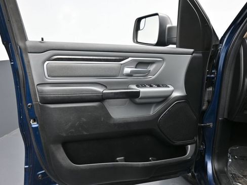 Used 2019 RAM 1500 Big Horn AWD/4WD image 18