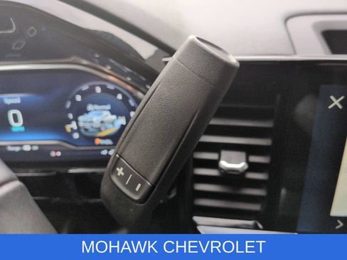 Used 2024 Chevrolet Silverado 2500 LTZ w/ LTZ Convenience Package AWD/4WD image 23