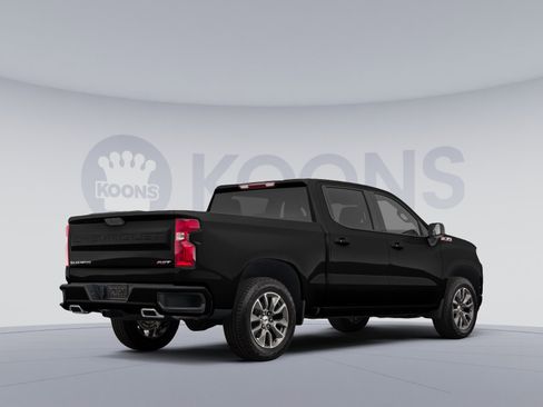 Used 2022 Chevrolet Silverado 1500 Custom image 4