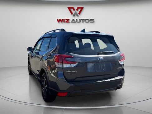 Used 2021 Subaru Forester Limited image 9