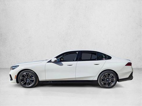 New 2026 BMW 530i w/ M Sport Package RWD image 5