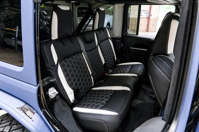 Used 2025 Jeep Wrangler Unlimited Rubicon w/ Safety Group AWD/4WD image 80