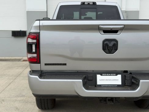Used 2024 RAM 2500 Big Horn w/ Night Edition AWD/4WD image 30