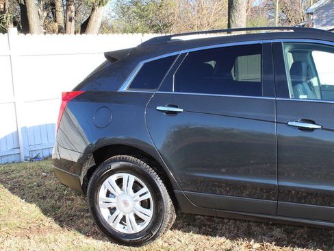 Used 2016 Cadillac SRX Base 4dr SUV image 5