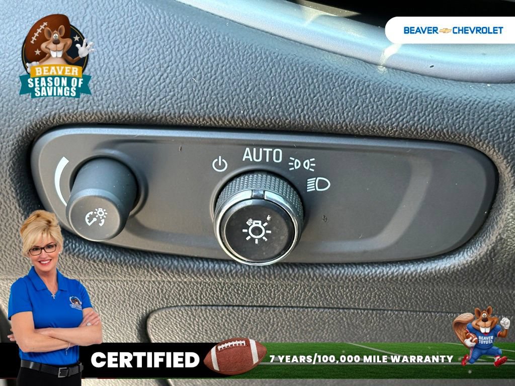 Used 2022 Chevrolet Malibu LT FWD image 28