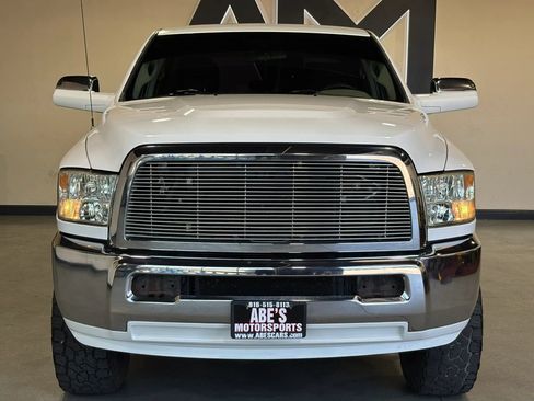 Used 2012 RAM 2500 ST w/ Chrome Appearance Group AWD/4WD image 3