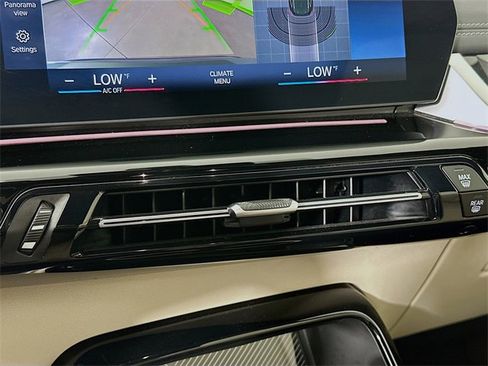 Used 2023 BMW X1 xDrive28i w/ Convenience Package image 22