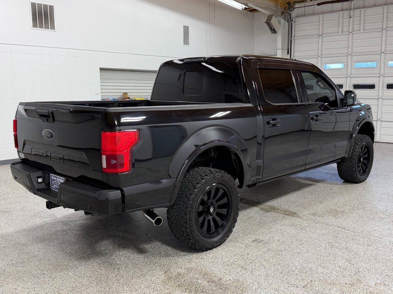 Used 2018 Ford F150 XLT w/ Equipment Group 302A Luxury AWD/4WD image 4