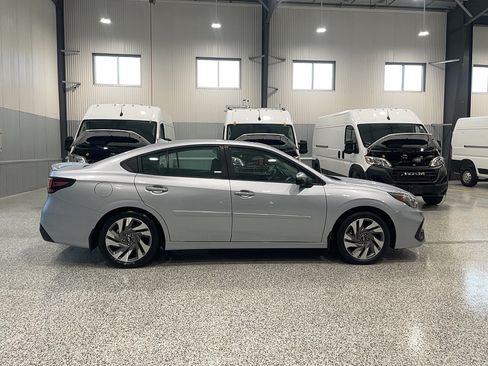 Used 2025 Subaru Legacy Touring XT AWD/4WD image 4