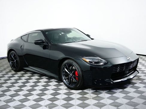 New 2024 Nissan Z Performance w/ Floor Mat Package image 2