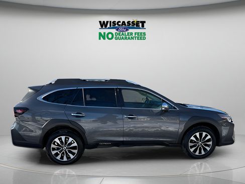 Used 2023 Subaru Outback Touring AWD/4WD image 6