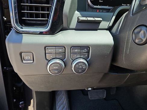 New 2026 GMC Sierra 1500 Denali w/ Denali Reserve Package image 17