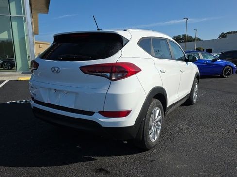 Used 2016 Hyundai Tucson SE w/ Option Group 02 image 3