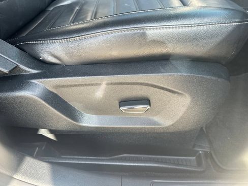 Used 2017 Ford Edge SEL w/ Equipment Group 201A AWD/4WD image 31