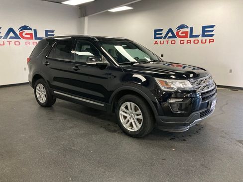 Used 2018 Ford Explorer XLT w/ Equipment Group 201A AWD/4WD image 1
