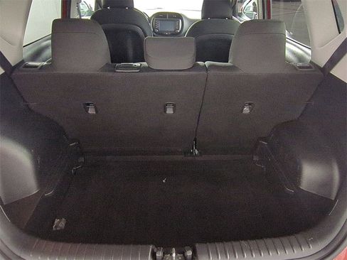 Used 2021 Kia Soul LX image 23