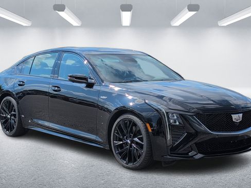 Certified 2025 Cadillac CT5 V w/ LPO, Blue Accent Package RWD image 9