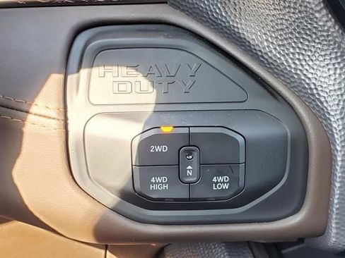 Used 2025 RAM 3500 Longhorn image 24