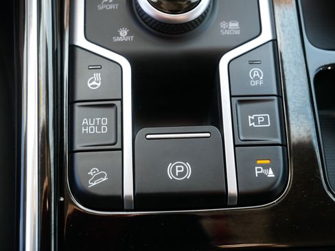 Certified 2023 Kia Sorento SX Prestige image 31