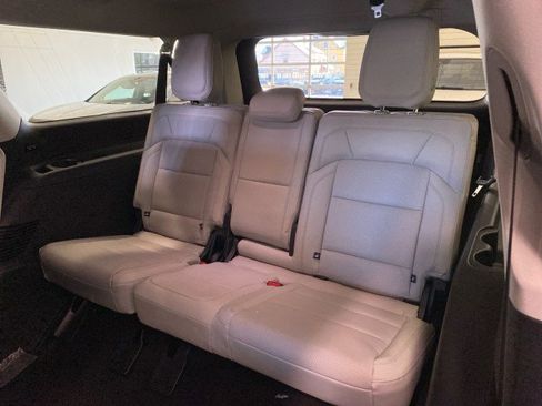 New 2026 Lincoln Navigator L Reserve image 13